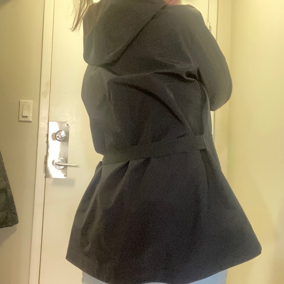 Nike coat - Picture 3 of 10